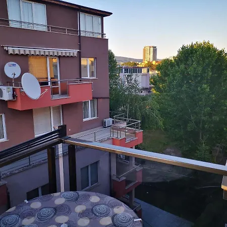 Уютные Апартоменты Рядом С Морем. Διαμέρισμα Σάνι Μπιτς